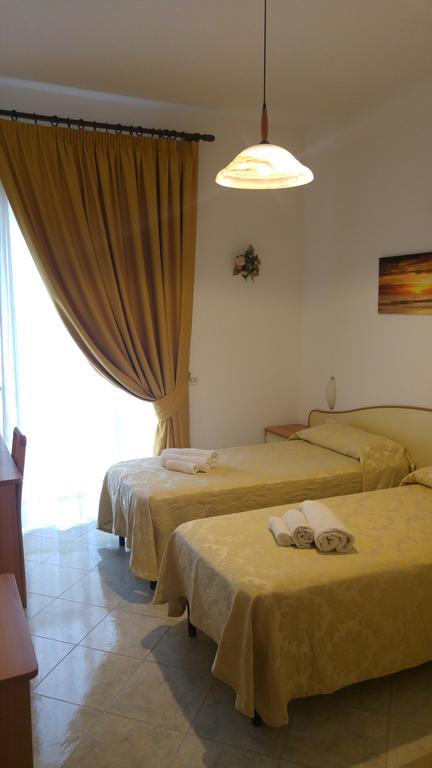 Forio di Ischia Villa Natalina الغرفة الصورة